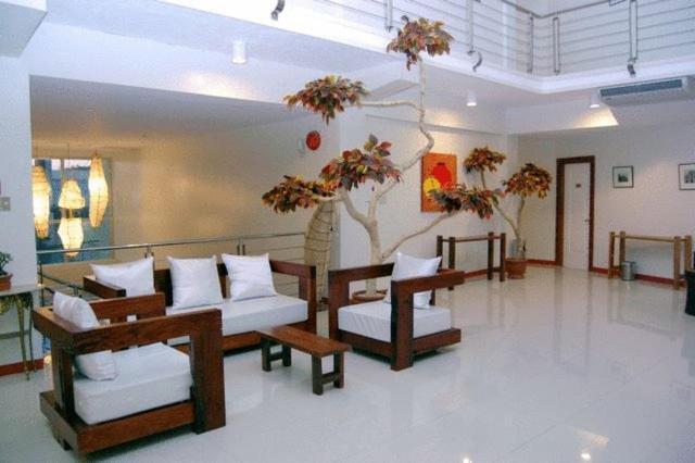 Ilocos 伊罗戈罗斯威尔旅馆和餐馆酒店 外观 照片