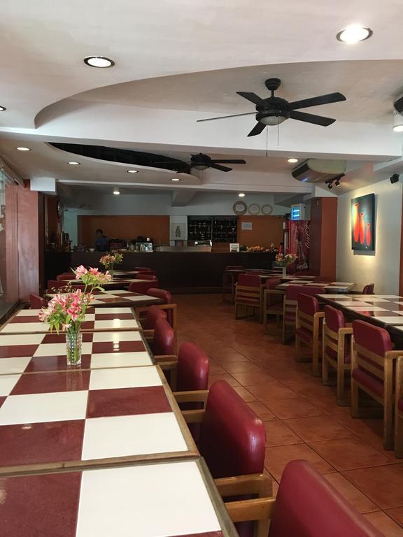 Ilocos 伊罗戈罗斯威尔旅馆和餐馆酒店 外观 照片
