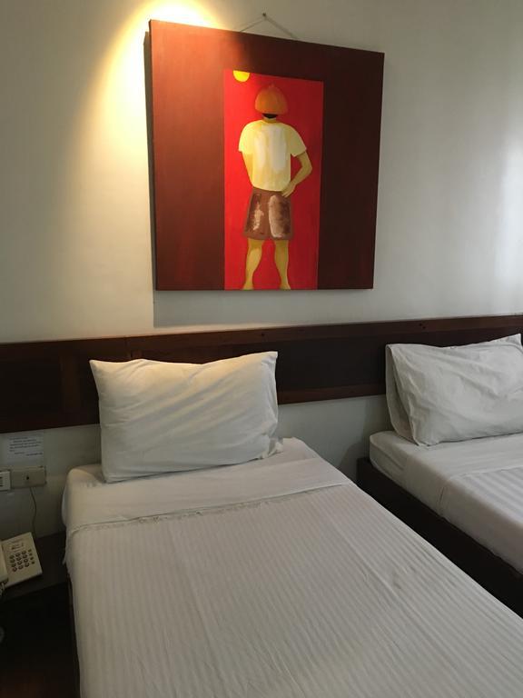 Ilocos 伊罗戈罗斯威尔旅馆和餐馆酒店 客房 照片