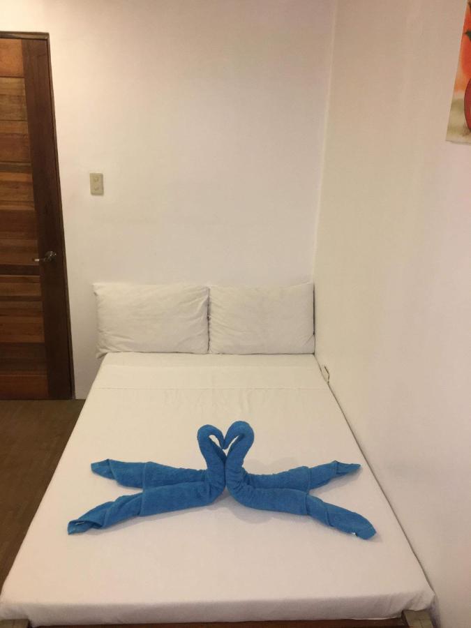 Ilocos 伊罗戈罗斯威尔旅馆和餐馆酒店 外观 照片